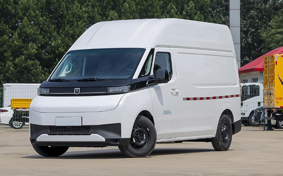 Super VAN — مركبة تجارية جديد
